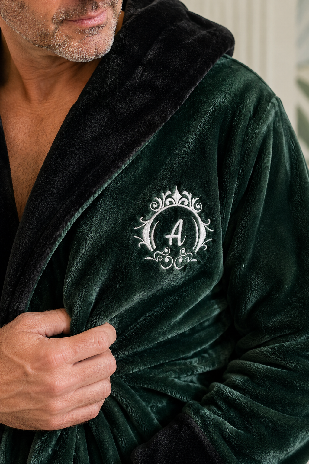 Men’s Robe with Hood – Ultra-Soft Plush Comfort for Everyday Use